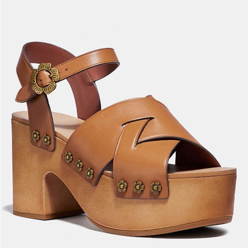 COACH NESSA CLOG CAMEL 5.5